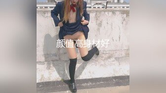 声音好听，镜子前面后入，门外有人不敢大声，