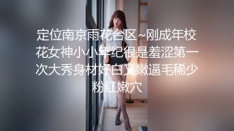 圆润少妇跪舔富豪粗棒下，被打耳刮还要不吭声乖乖继续吃，好委屈哦~