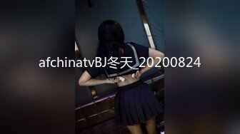 【老马寻花】深夜约操骚女，撩起裙子揉搓骚逼，乳推深喉服务周到，正入爆操扶腰站立后入