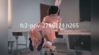 STP25403 女儿19岁处女，骚妈带天仙女儿一起直播大秀，全程露脸颜值好高，吃奶舔逼好害羞，逼逼还没毛呢AV棒自慰出水