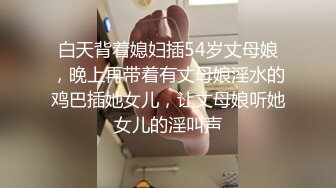 蓝裙大白腚的妹子后撅腚少毛清晰阴户逼上还挂着白带 (1)