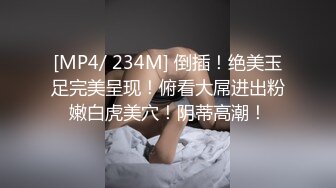 抓奸网爆事件妻子光着身子还要护着情夫看来媳妇是找到真爱了