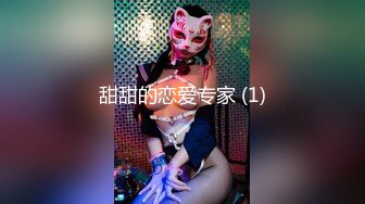 【足疗店小粉灯】偷拍真实按摩足疗店，还在哺乳期，有奶水，大叔直接要求挤到嘴里面 (2)