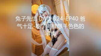 《魔手外购》大胆坑神潜入师范大学女卫独占一个坑位连续偸拍数位学生妹课间方便有极品BB美女有洁癖尿个尿还把内裤全脱了