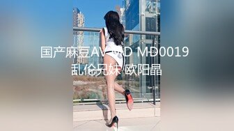 温文尔雅大美人儿一对大奶子双手都抓不紧